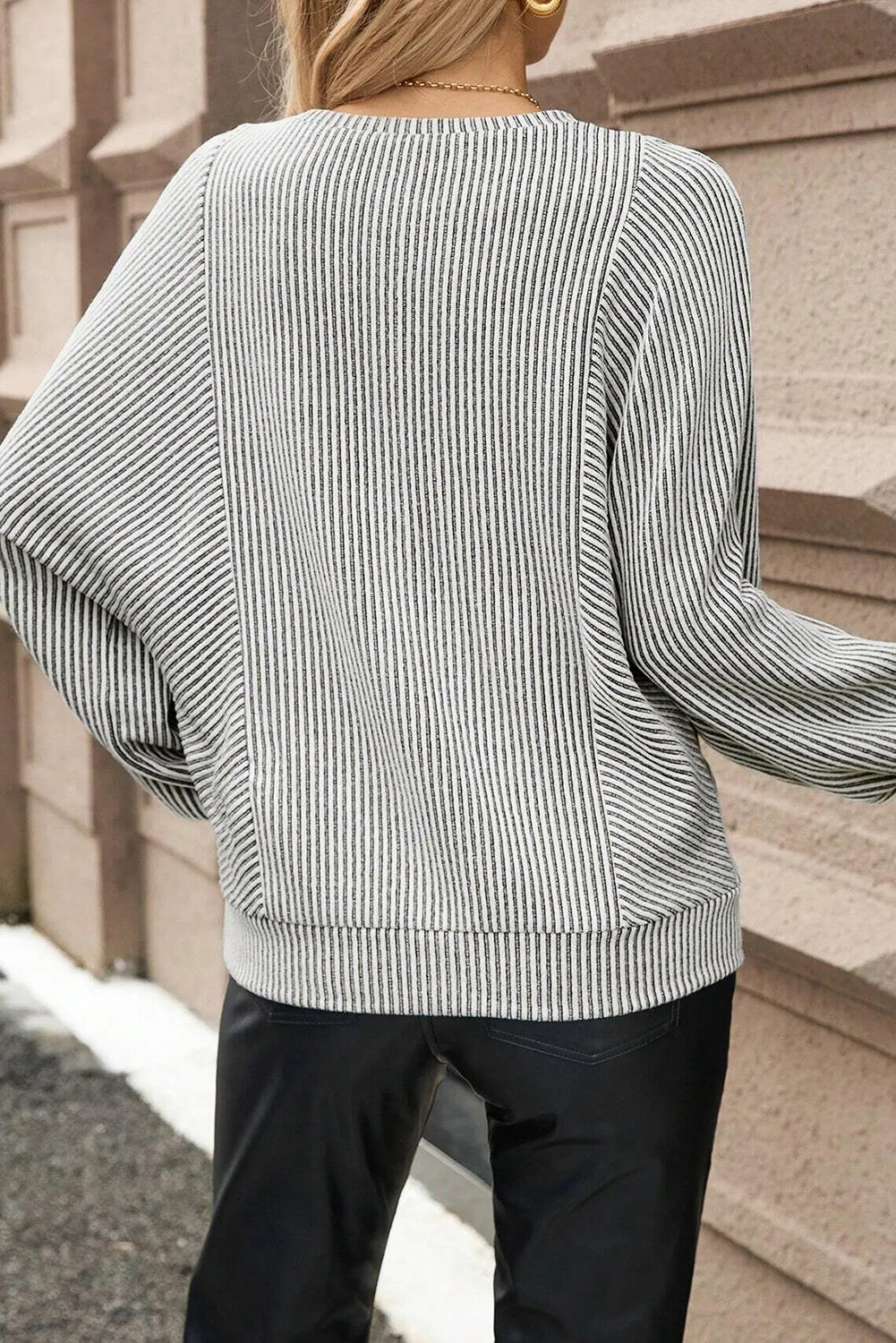 Gray Ribbed Knit Round Neck Long Lantern Sleeve Top