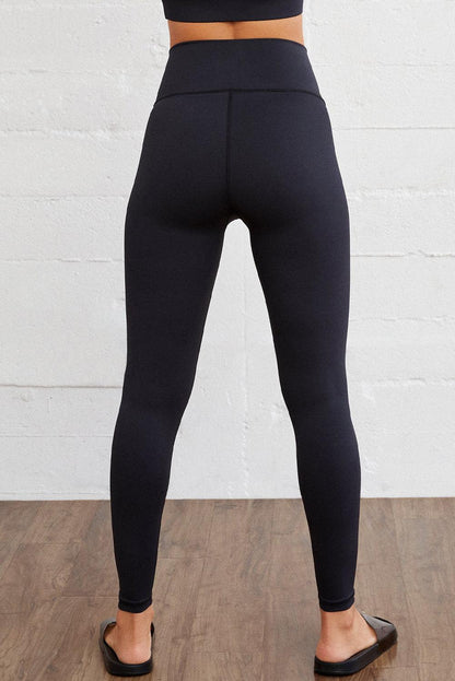 Black Arched Waist Seamless Active Leggings - L & M Kee, LLC