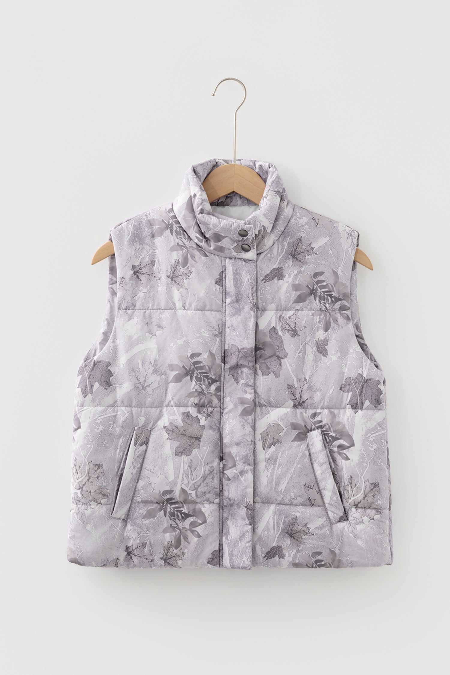 Gray Camo Leaf Print Winter Puffer Vest