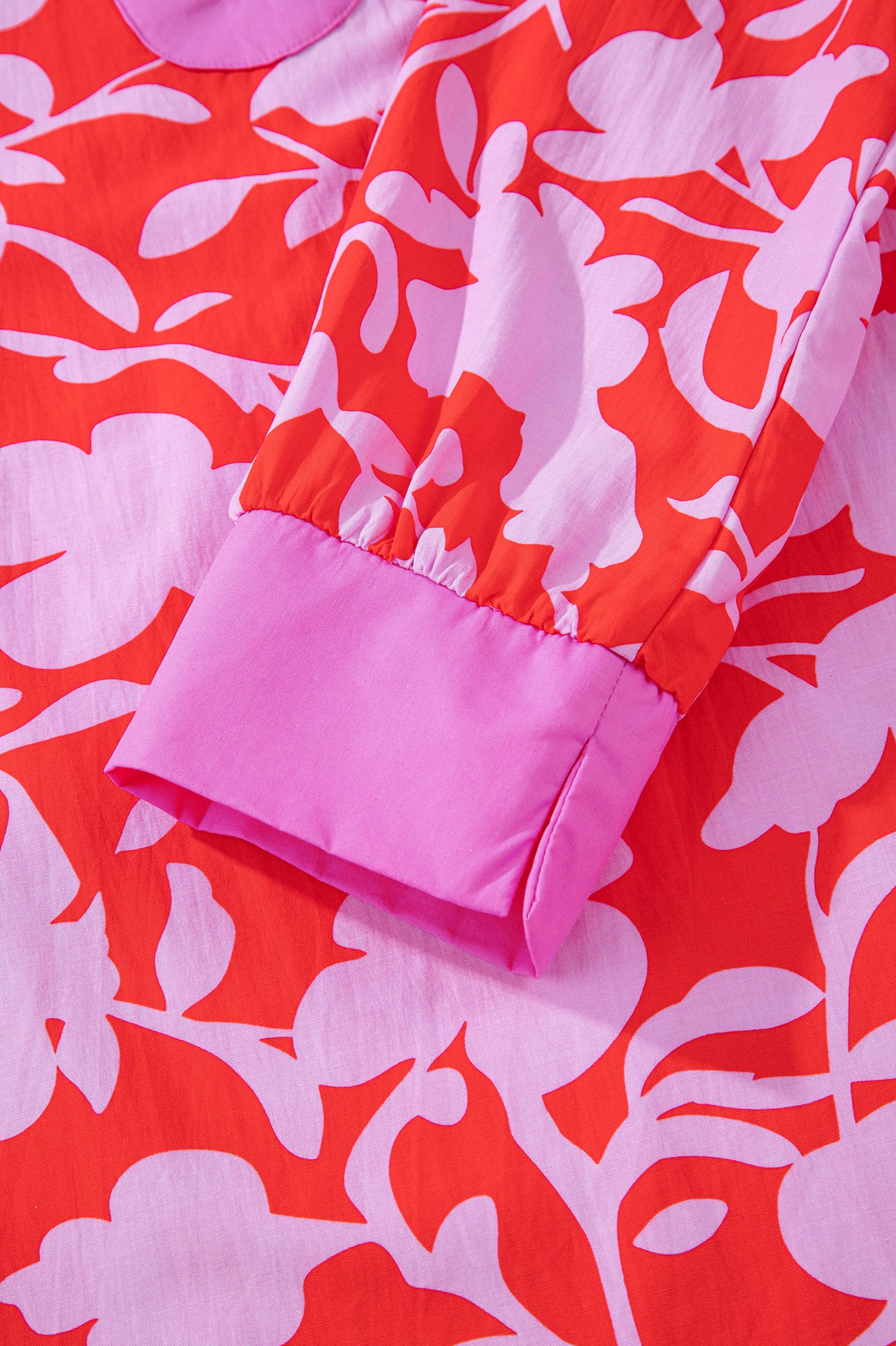 Red Floral Print Split V Neck Cuffed Bracelet Sleeve Blouse