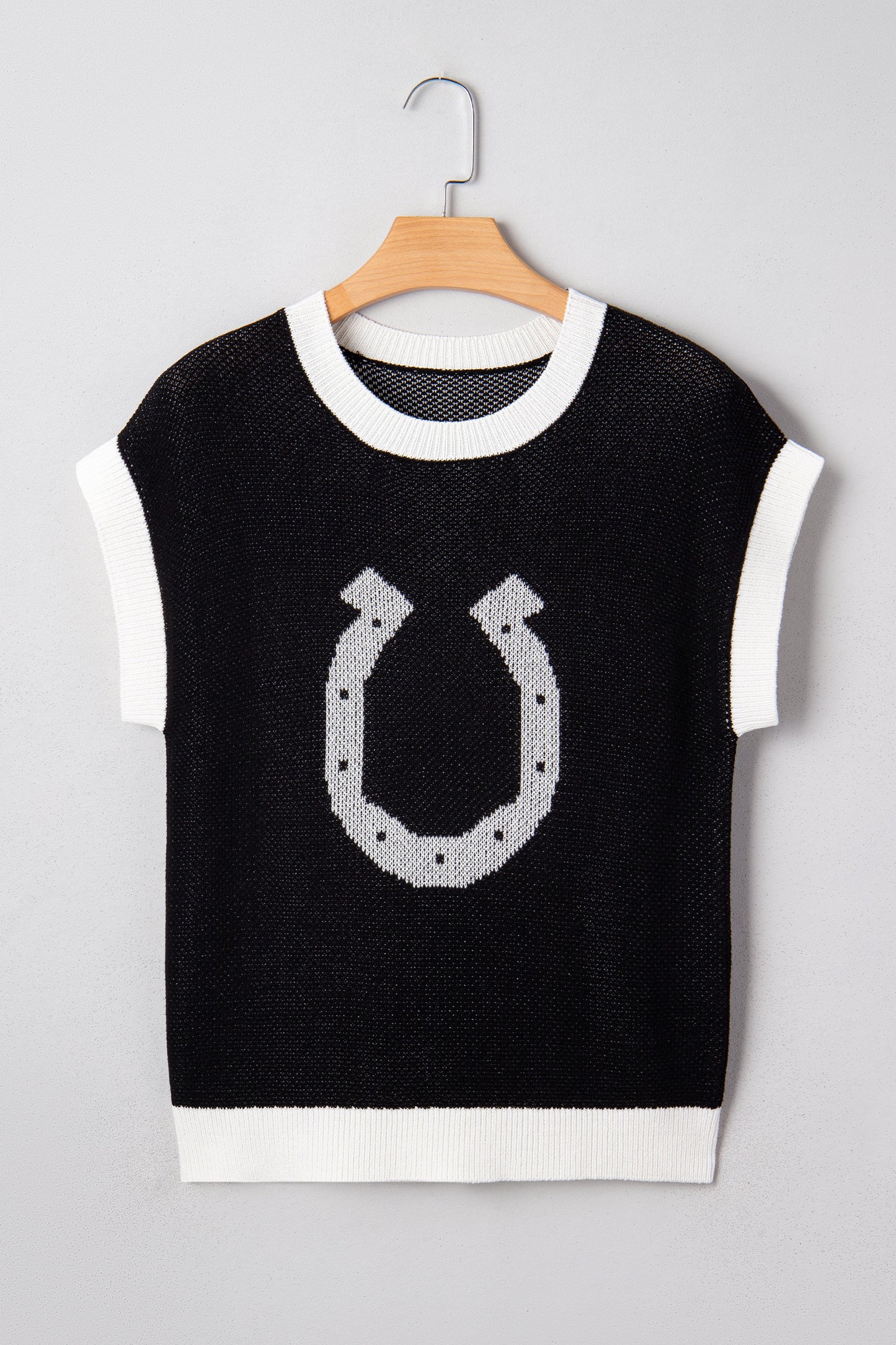 Black Horse Shoe Pattern Contrast Trim Short Sleeve Sweater