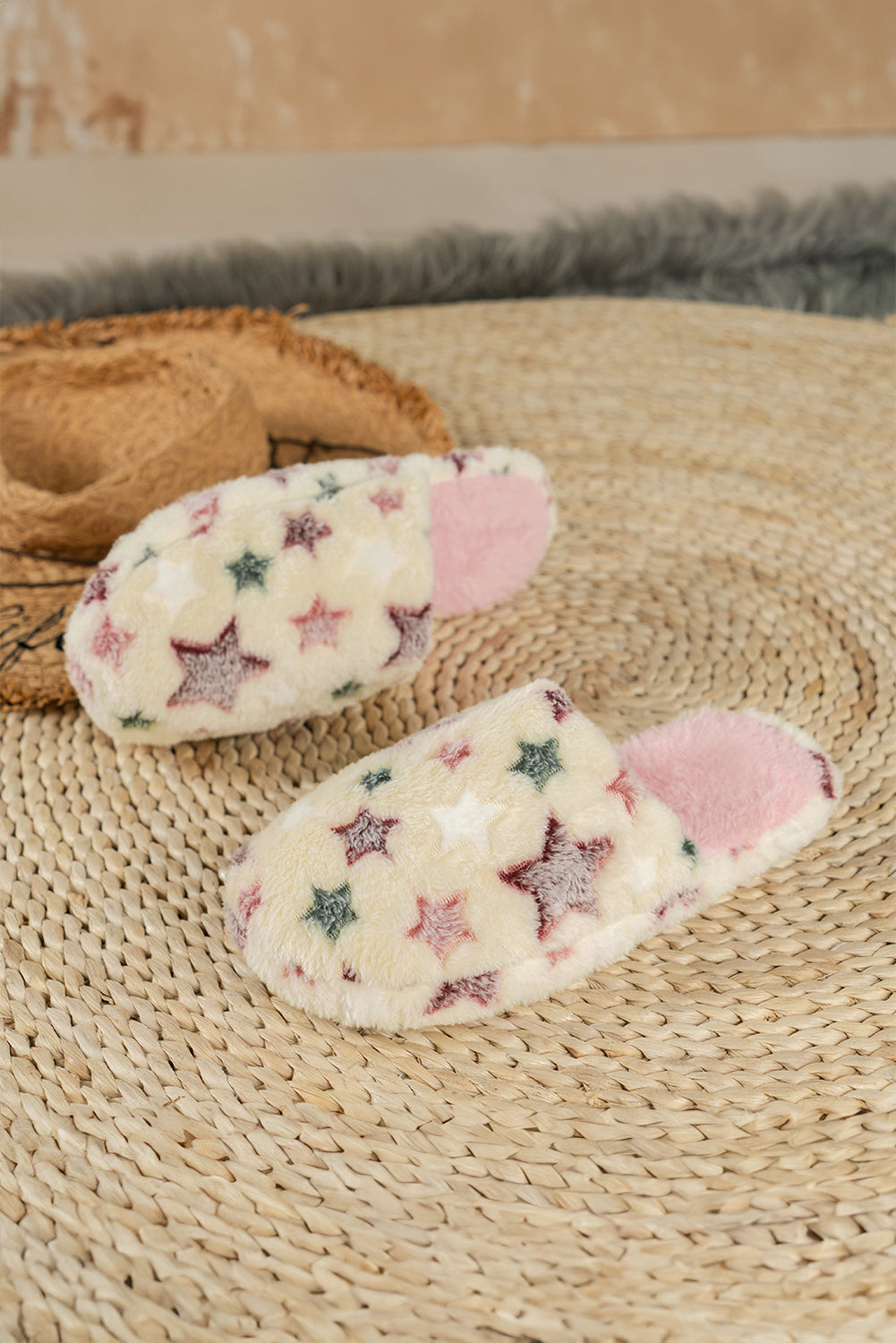 Beige Star Pattern Plush Home Slippers