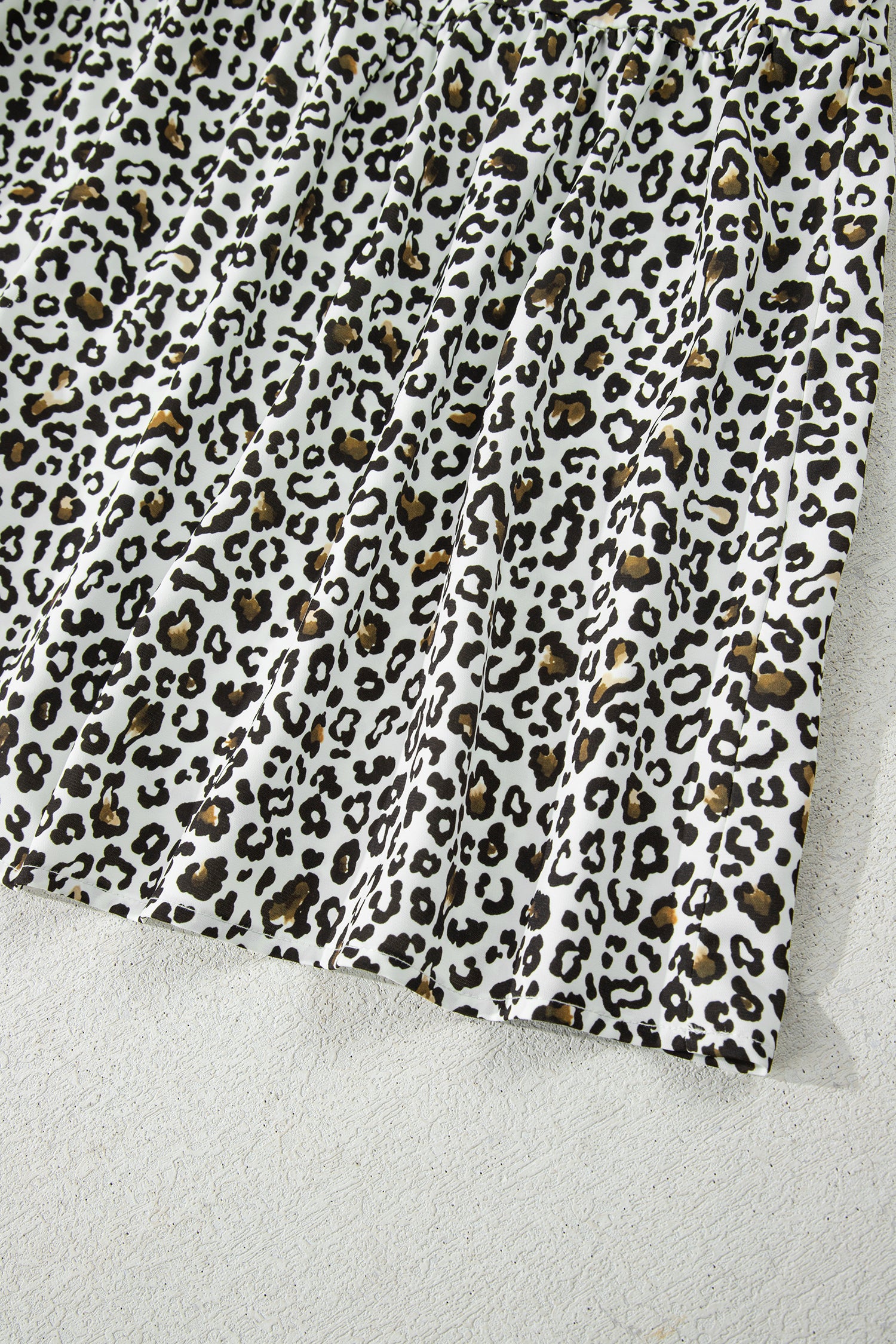 Khaki Plus Size Buttoned Contrast Trim Puff Sleeve Leopard Print Blouse