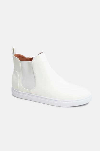 4ae076de-1c41-4026-8999-297c2f275990-Max