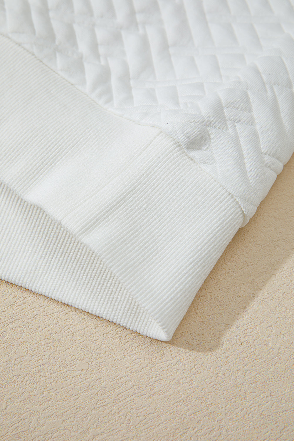 White Textured Pocketed Collared V Neck Pullover Sweatshirt