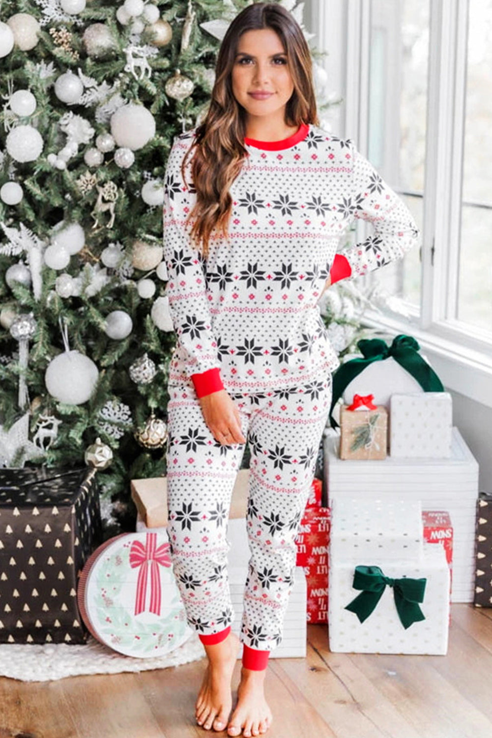 White Christmas Snowflake Print Slim Fit Two Piece Lounge Set