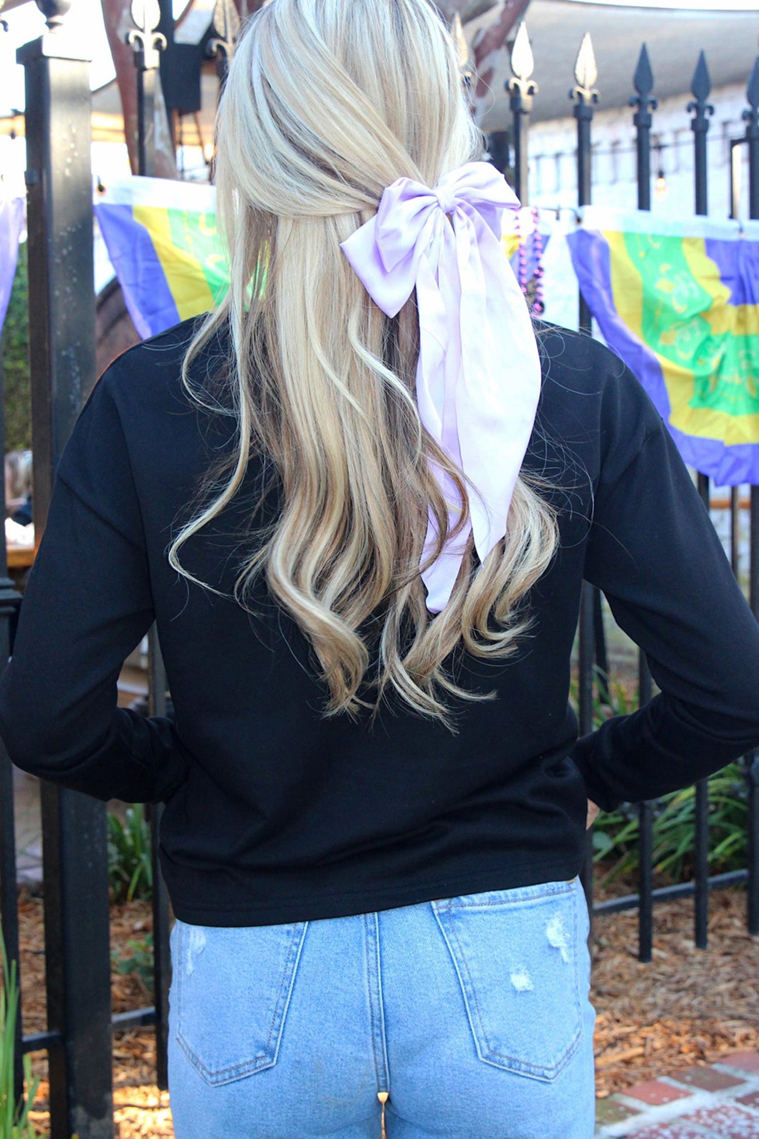 Black Solid Color Dropped Shoulder Long Sleeve Top