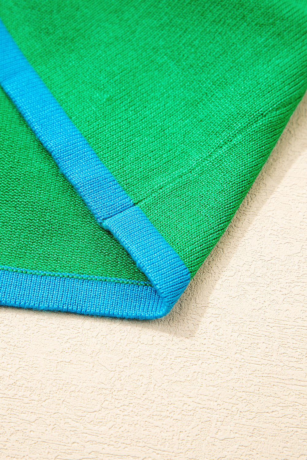 Green Contrast Trim Round Neck Short Sleeve Loose Knit Sweater