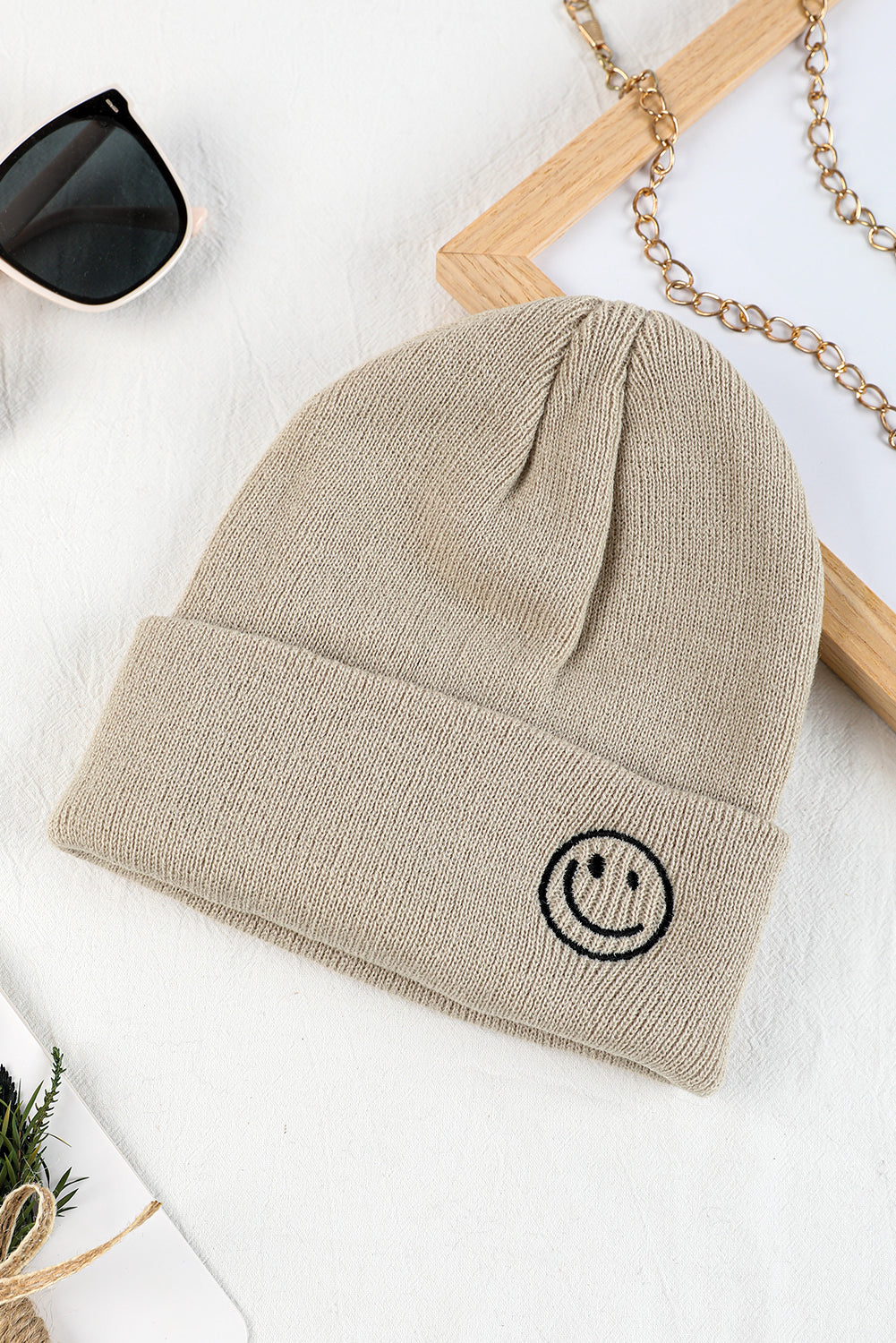 White Smiley Face Eaveless Beanie Hats