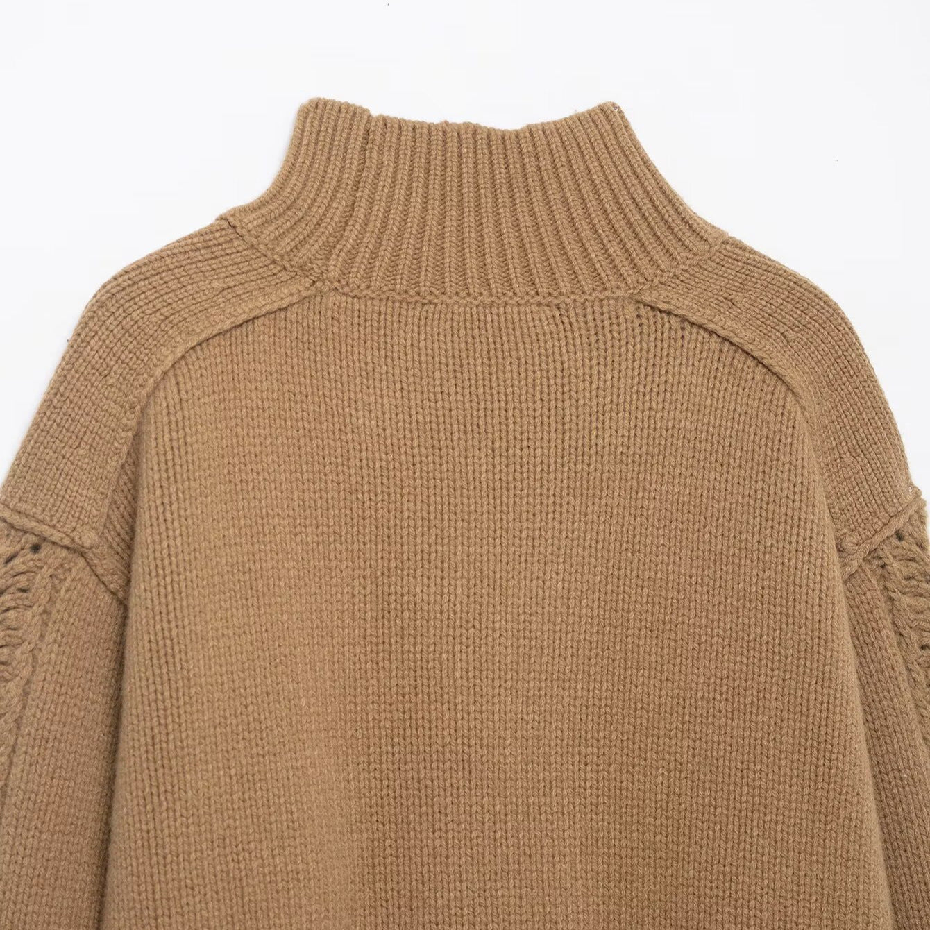 High necked long sleeved knitted sweater