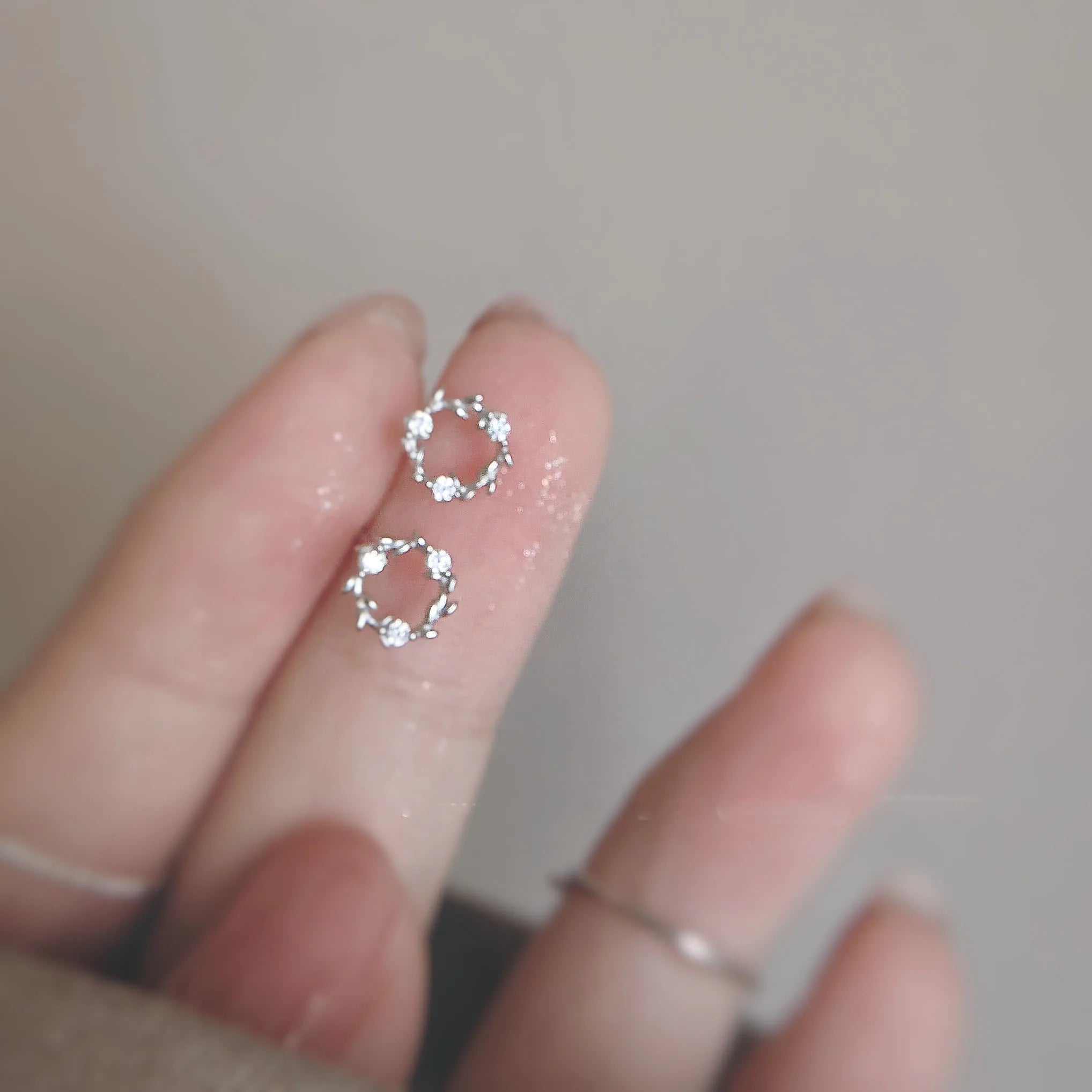 925 Silver Needle Simple Small Stud Earrings Round Cubic Zirconia Minimalist Stud Earrings Gift for Her