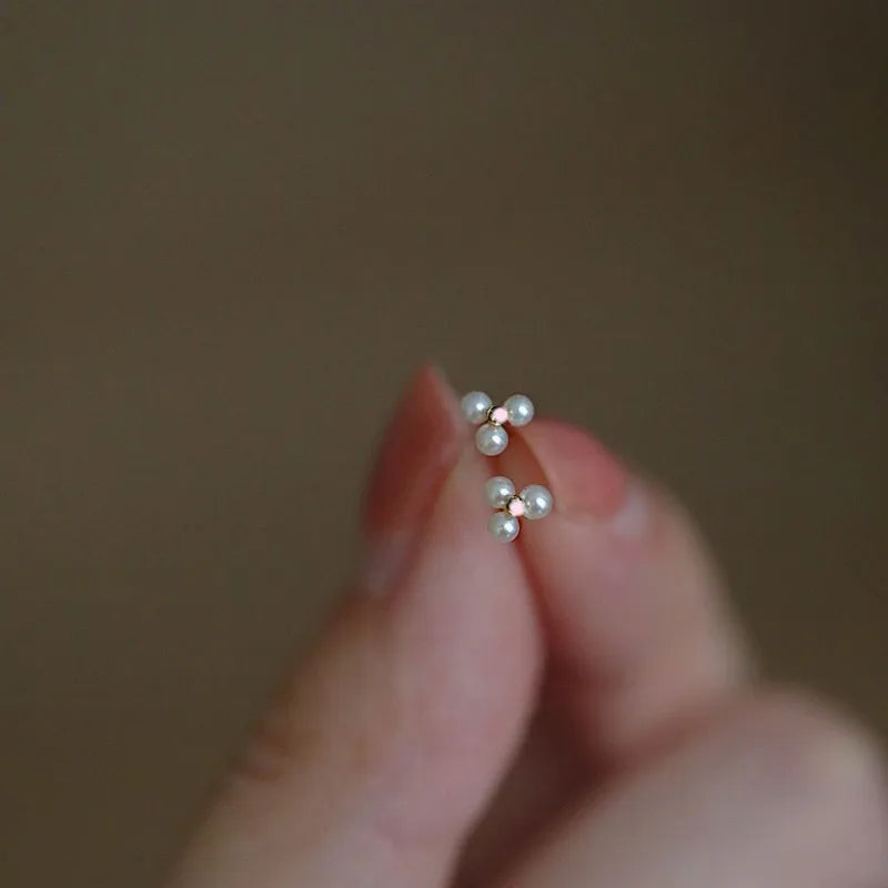 925 Silver Needle Simple Small Stud Earrings Round Cubic Zirconia Minimalist Stud Earrings Gift for Her