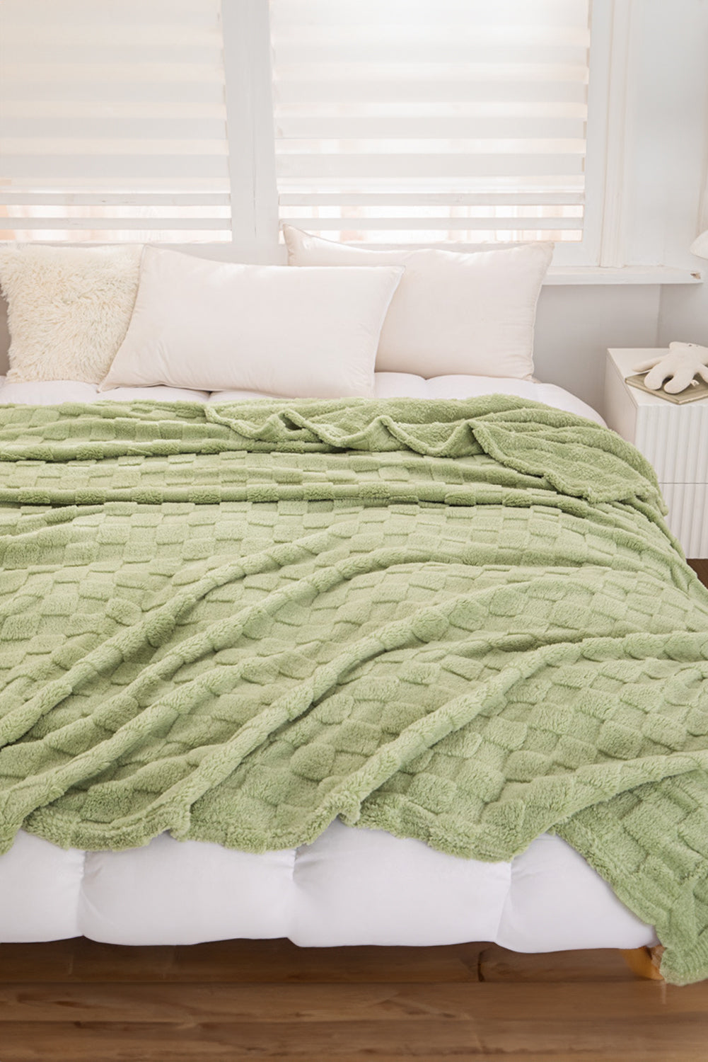 Grass Green Checkered Texture Large Plush Blanket