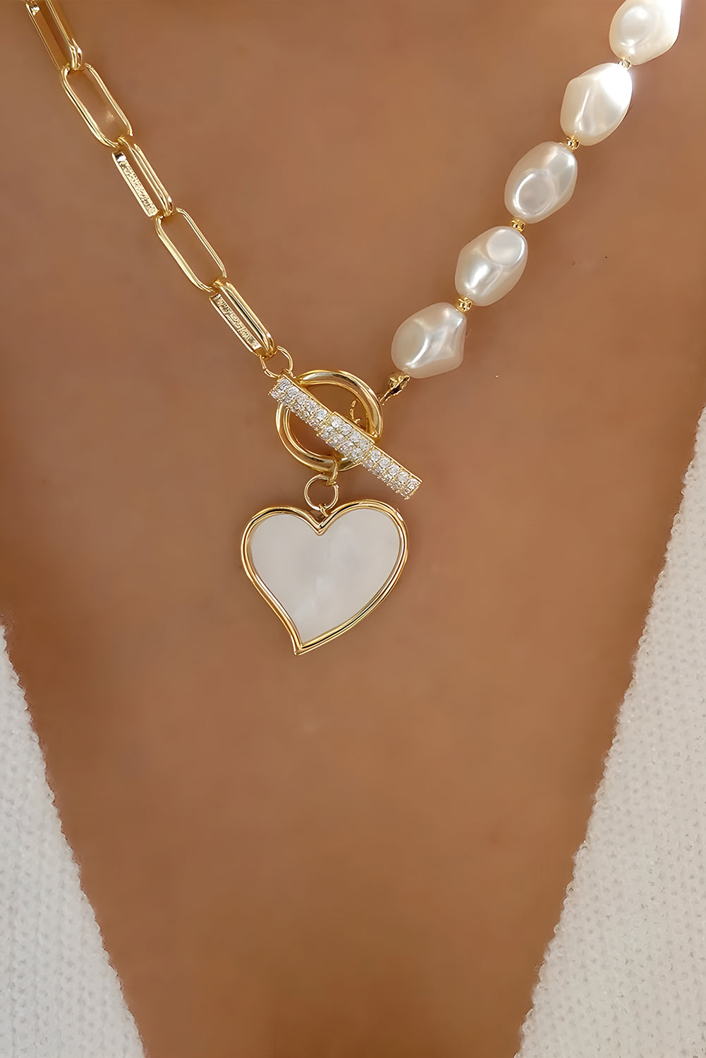 Gold Heart Shape Pendant Rhinestone Decor Pearl Chain Necklace