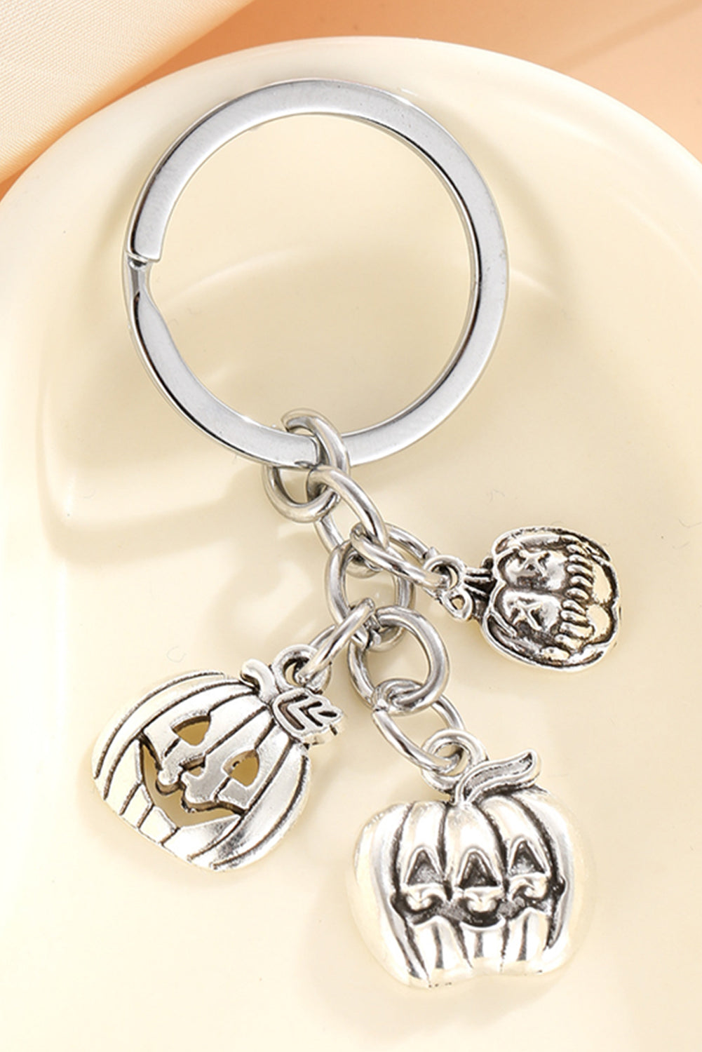 Silvery Halloween Pumpkin Face Alloy Keychain