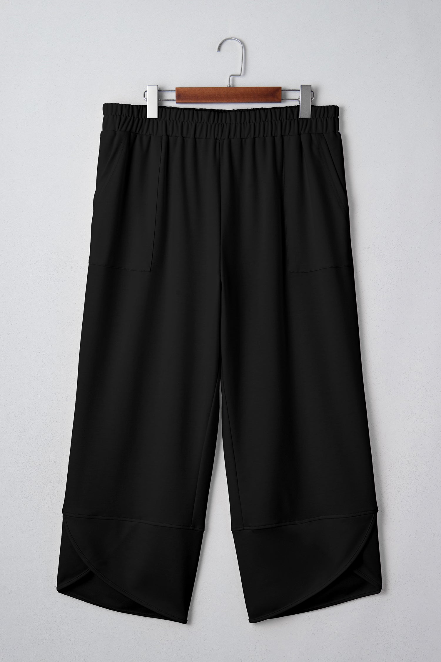 Black Plus Size Elastic Waist Asymmetrical Hem Loose Capris Pants