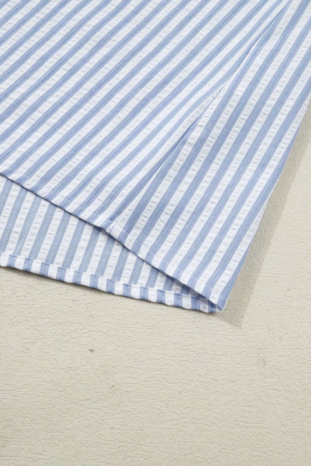 Sky Blue Stripe Plus Size Leopard Patchwork Collar Short Bubble Sleeve Blouse