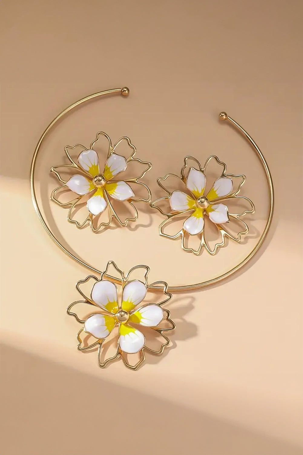 Yellow Hollow Out Flower Shape Plated Earrings and Choker Set